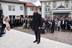 Potpredsjednik Stojanović na obilježavanju godišnjice stradanja Bošnjaka u Ahmićima