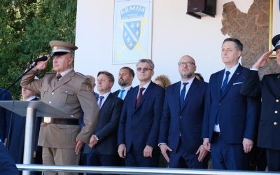 Potpredsjednik FBiH Igor Stojanović prisustvovao obilježavanju 32. godišnjice osnivanje Armije RBIH i 19. godišnjice drugog pješadijskog puka Oružanih snaga Bosne i Hercegovine