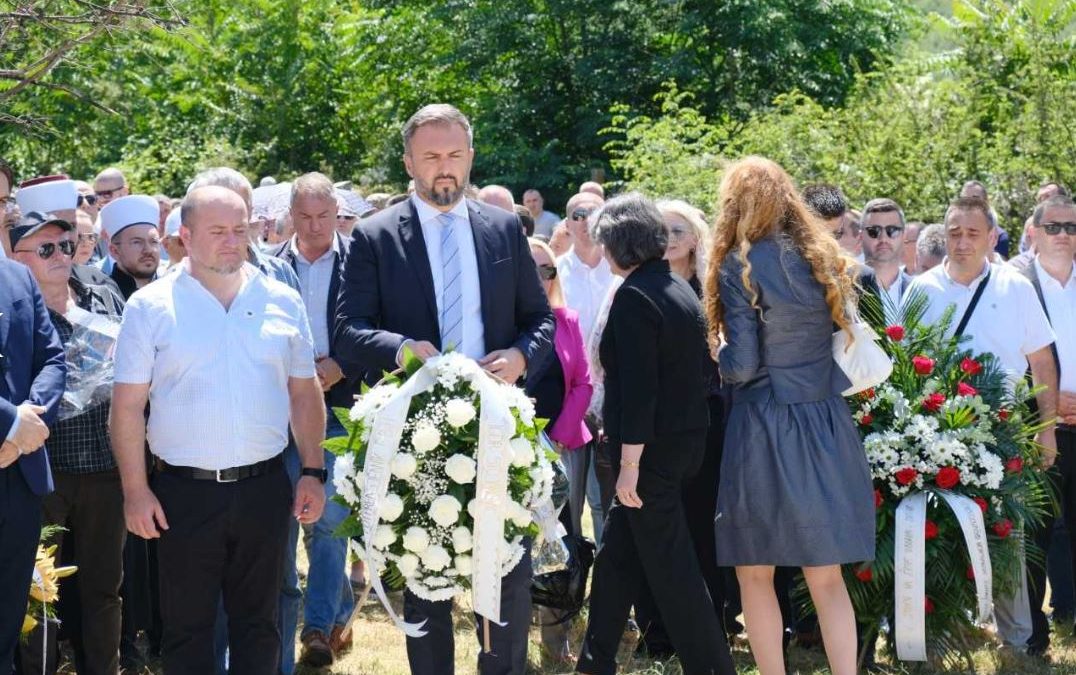 Potpredsjednik Federacije Bosne i Hercegovine Igor Stojanović odao počast civilnim žrtvama rata u Mostaru